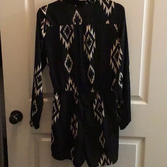 Romper - Picture 2 of 3